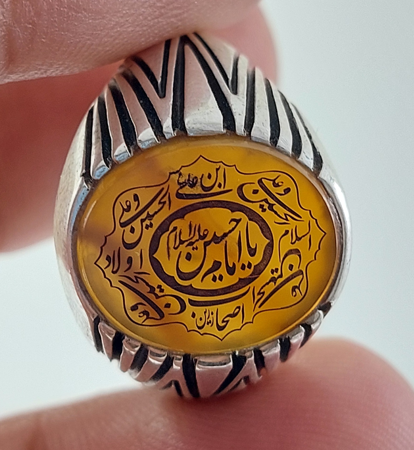 انگشتر نقره عقیق یمنی با حکاکی چهار سلام