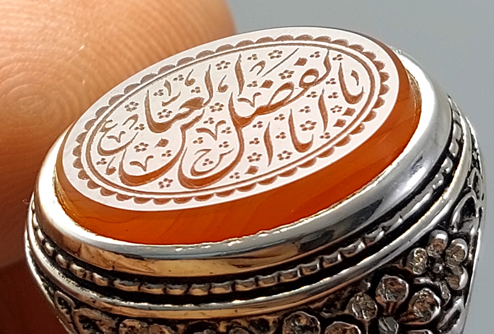 انگشتر نقره دستساز عقیق یمنی با حکاکی یا ابوالفضل العباس ع